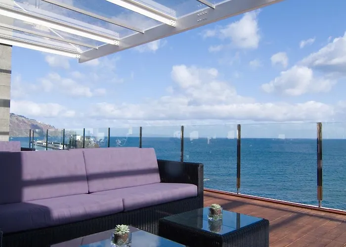 Hotel Pestana Carlton Madeira Ocean 5*