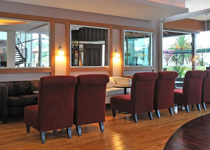 Hotel Pestana Carlton Madeira Ocean 5*