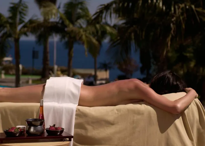 马德拉岛海洋佩斯塔纳酒店