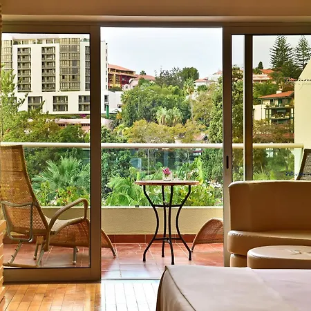 Pestana Carlton Madeira Ocean 5*