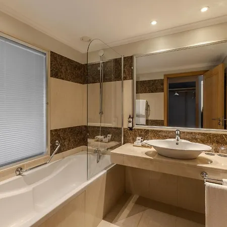 Hotel Pestana Carlton Madeira Ocean Funchal (Madeira)