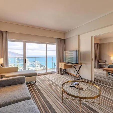 Hotel Pestana Carlton Madeira Ocean 5*