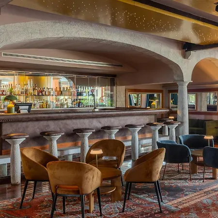 Pestana Carlton Madeira Ocean Hotel 5*