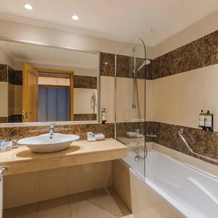 Pestana Carlton Madeira Ocean 5* Funchal (Madeira)