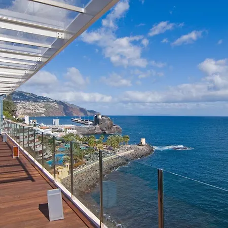 Pestana Carlton Madeira Ocean 5*
