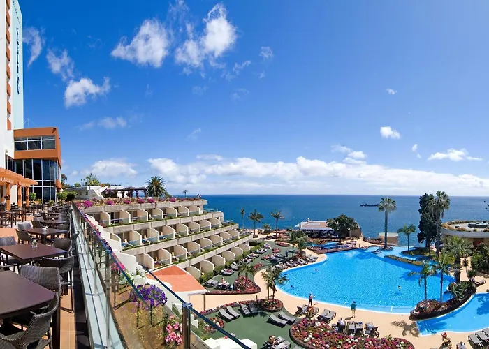 Hotel Pestana Carlton Madeira Ocean 5*
