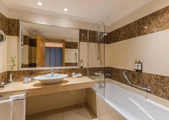 Pestana Carlton Madeira Ocean Hotel 5*
