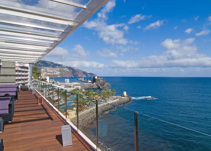 Pestana Carlton Madeira Ocean 5*