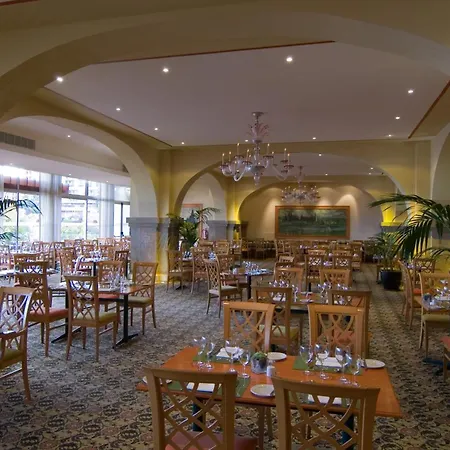 Pestana Carlton Madeira Ocean Фуншал